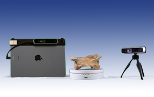 Fotografía de tablet y camara web